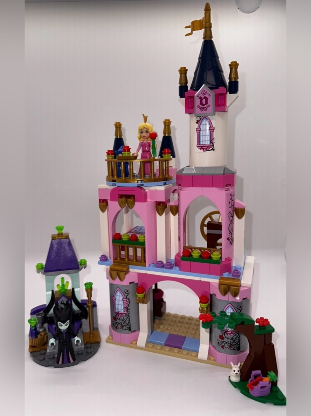 LEGO Disney Sleeping Beauty’s Fairytale Castle 41152